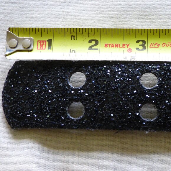 VINTAGE BLACK GLITTER PANT / SKIRT BELT PREOWNED TOTAL OF 41\